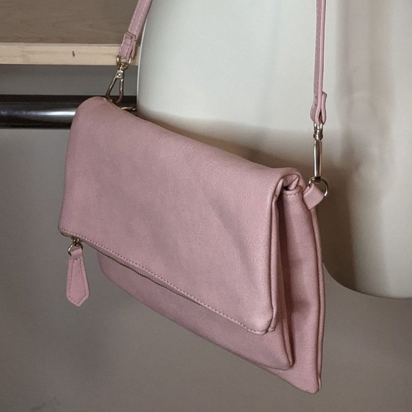 Urban Expressions Baby Pink Vegan Leather Purse - Picture 1 of 6